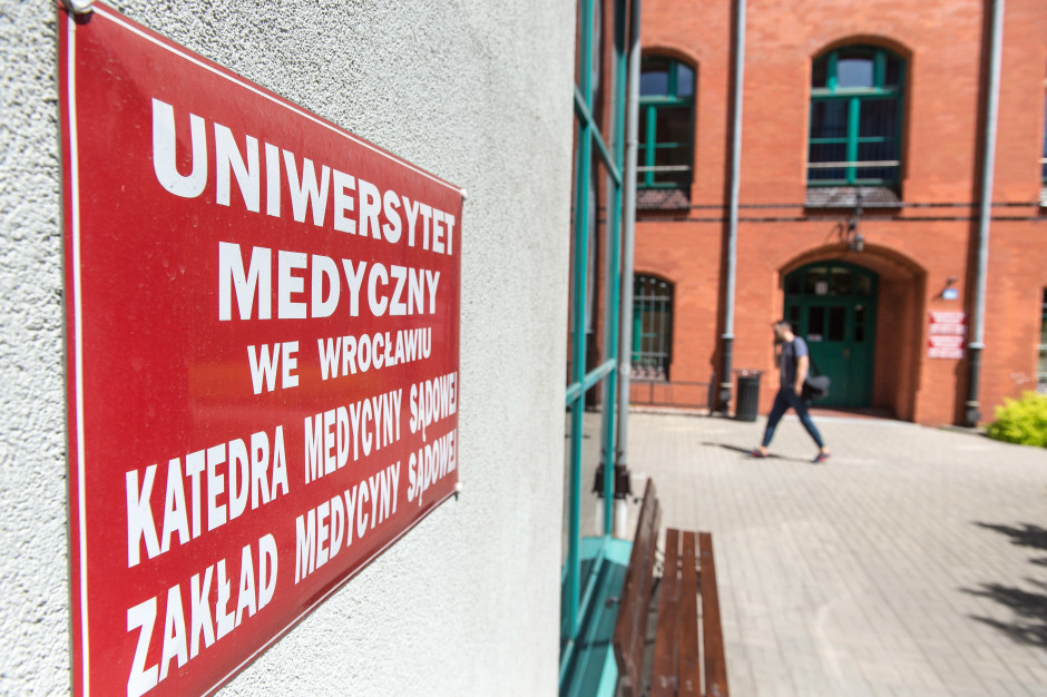 Ruszył drugi nabór na studia medyczne we Wrocławiu. Sprawdź, kto ma szansę na indeks