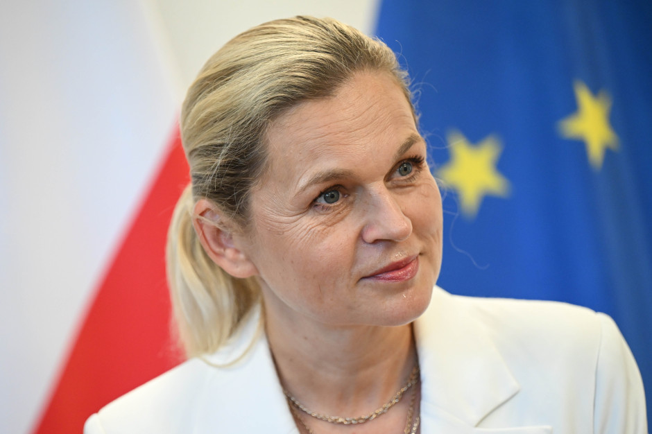 Spór o edukację zdrowotną. PiS idzie do TK, Nowacka ostro odpowiada