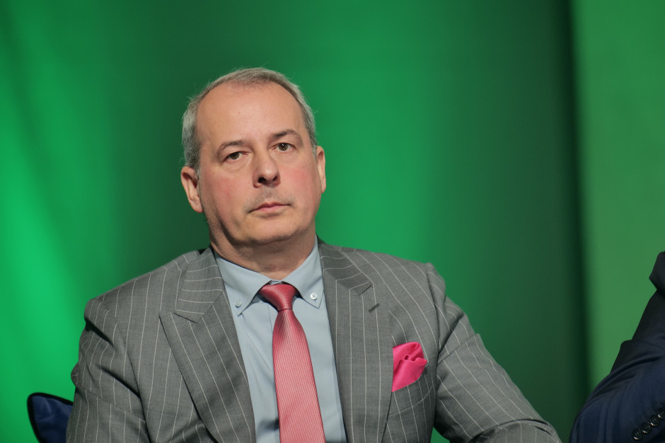 Nowe dane pokażą rzeczywiste zarobki. "Ponad 100 tys. zł na miesiąc może zarabiać kilka procent lekarzy"