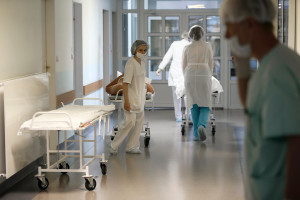 Lekarze dyktują stawki. Przekonują, że bez kontraktów szpitale sobie nie poradzą