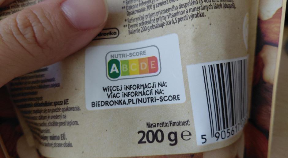 Mleczarze, producenci mięsa, soków i czekolady chcą zakazać. Wybuchł spór o Nutri-Score
