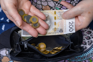 "Czternastka" już we wrześniu. ZUS wypłaci prawie 2 tys. zł brutto