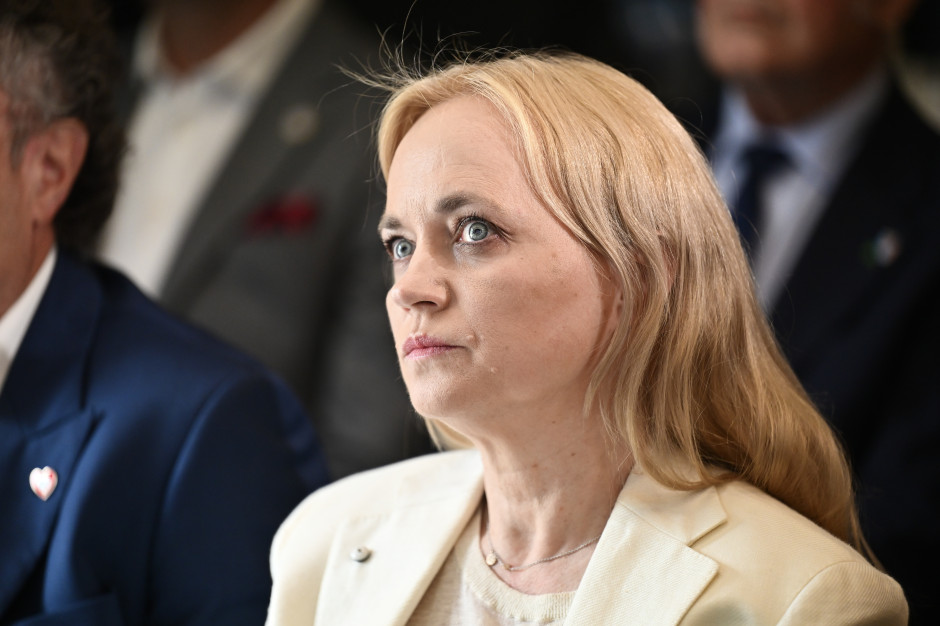 Wyciek danych 19 mln Polaków z MyDr. Ministra zdrowia: państwowe systemy informatyczne bezpieczne