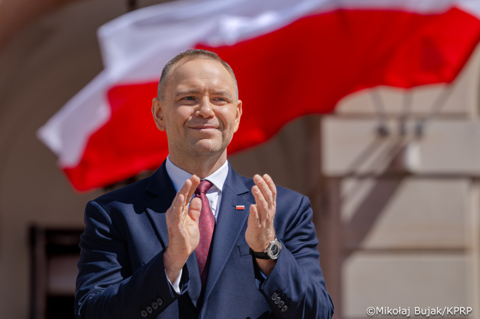 Decyzja prezydenta ws. Lex Szarlatan: internauci w ocenach są podzieleni dokładnie na pół