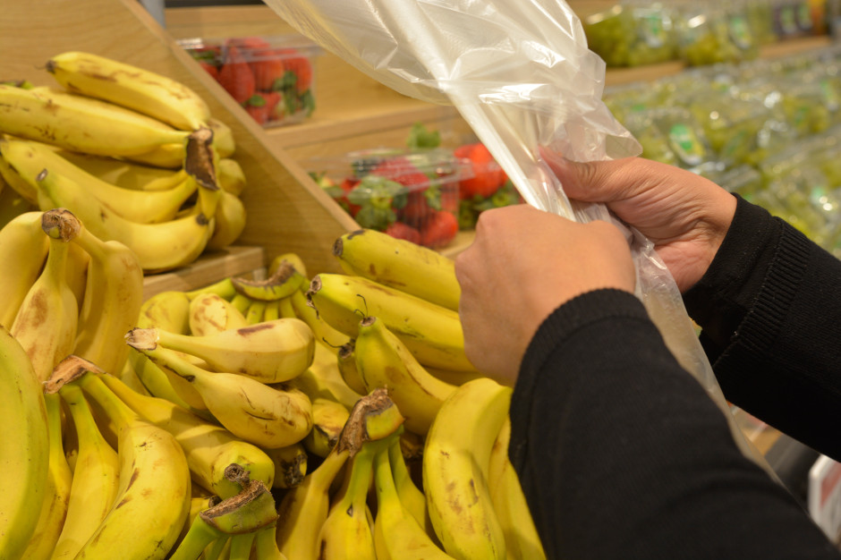 Takich bananów nigdy nie kupuj. Wystarczy spojrzeć na jedną rzecz