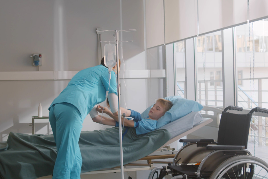 Laserowa termoablacja guza mózgu u dziecka. Nowy etap w neurochirurgii
