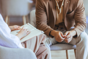 Specjalizacji z psychoterapii nie będzie. Ministerstwo Zdrowia wstrzymało prace