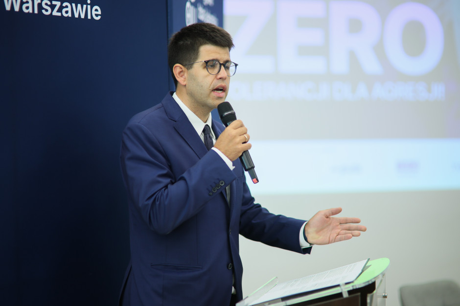 Jankowski o zarobkach lekarzy: Zrzucenie odpowiedzialności na milionerów się nie uda