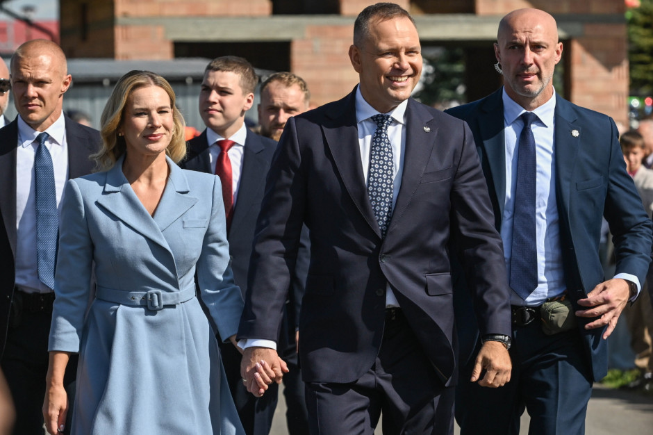 Pierwsza dama o in vitro. "Nie można odbierać (...) szczęścia posiadania dziecka"