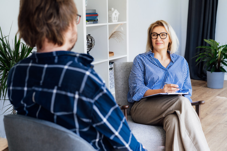 Koniec z klientami prywatnych psychologów. Ministerstwo tłumaczy, co zmieni ustawa