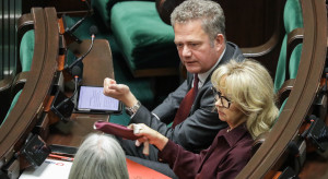Poseł i dyrektor szpitala: zwykłe kontrakty nie mają nic wspólnego z wyłudzaniem pieniędzy