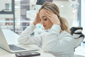 Nowy cyberatak. Wyciekły dane o receptach i zwolnieniach, hakerzy grożą lekarzom