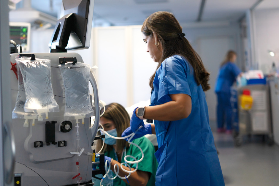 Licealiści poznali kulisy transplantacji. "20 tys. osób w Polsce jest dializowanych"