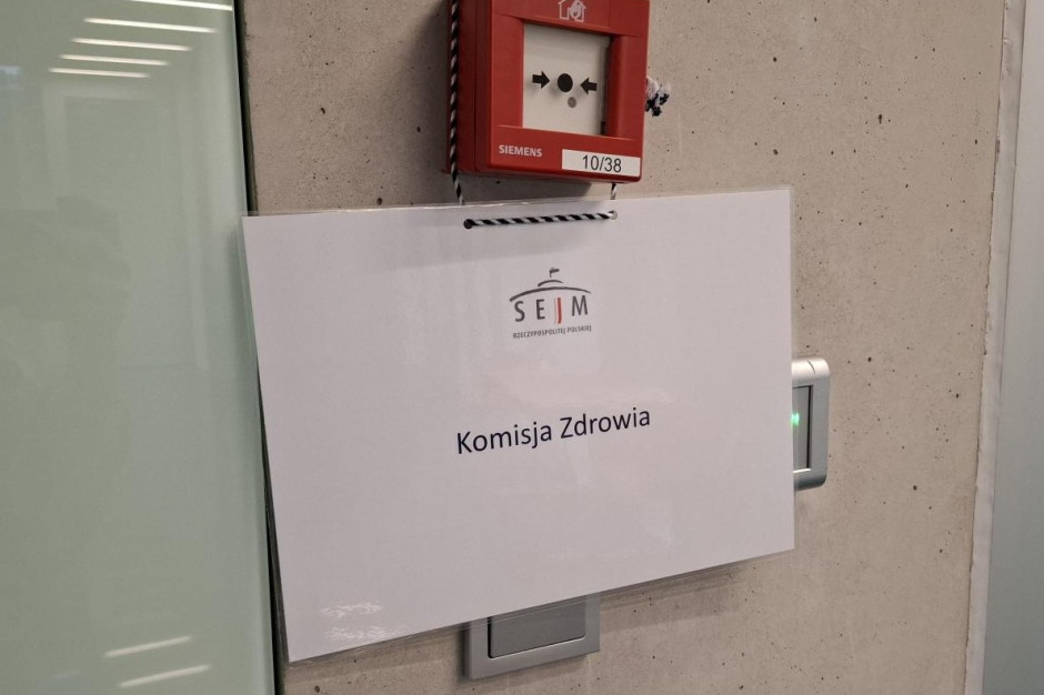 Limity płac medyków. "Wotum nieufności" wobec środowiska, które samo się nie uregulowało