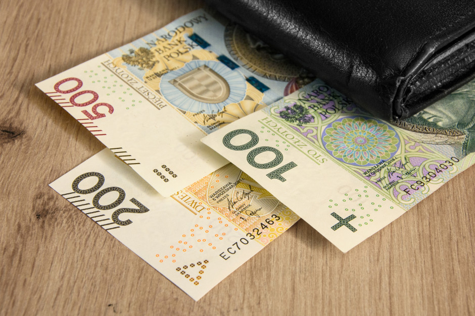 Ci rodzice muszą złożyć nowy wniosek o 800 plus. ZUS ma 30 dnia na rozpatrzenie