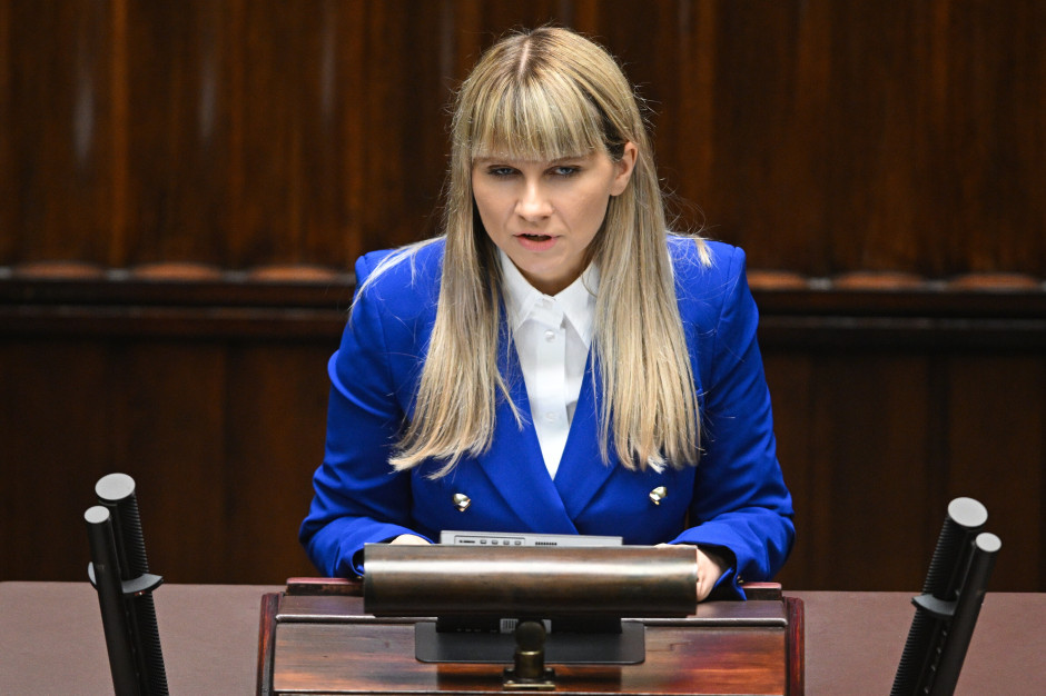 Przeglądają nagrania z ataków w szkołach. Rzeczniczka Praw Dziecka: rozmawiajcie z dziećmi, co robią w sieci