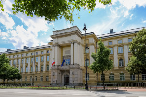 Policja dostała sygnał, zwołano pilne spotkanie. Rzecznik rządu uspokaja