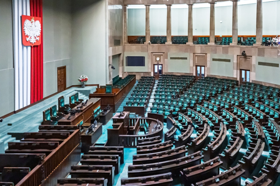 Sejm za nowelizacją umożliwiającą ubezpieczycielom dostęp do numerów PESEL ich klientów