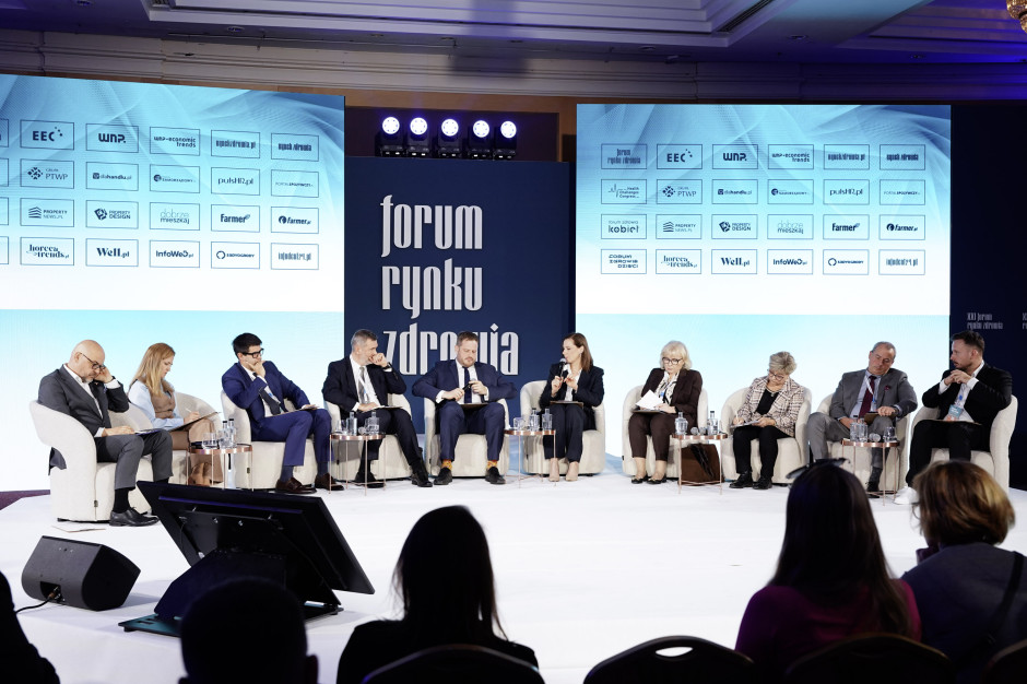 Limity wynagrodzeń, kontrakty, jawność umów. Płace medyków na Forum Rynku Zdrowia