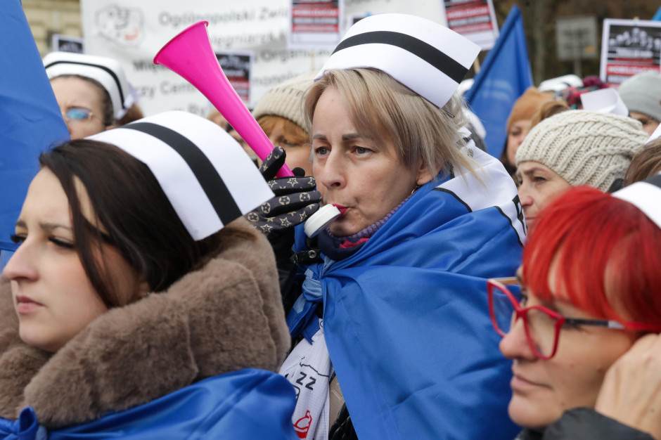 Koniec sporu o kształcenie położnych. Ministerstwo Zdrowia wycofuje się z głośnej zmiany