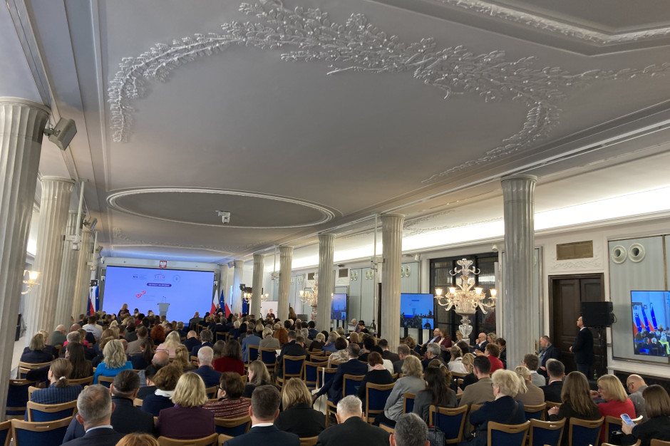 Narodowa Debata o Zdrowiu w Sejmie "nie jest przeciwko komukolwiek"